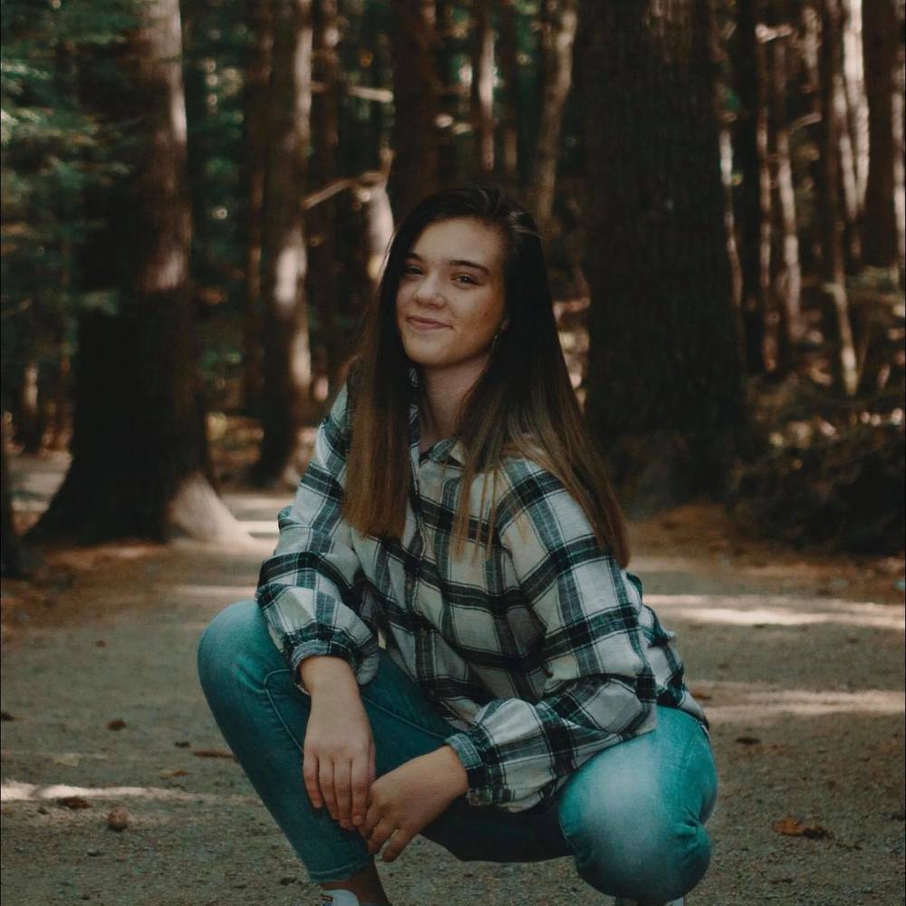 Meet your Posher, Amelia